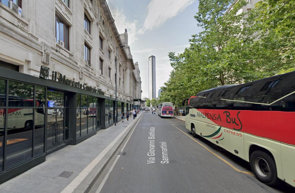 Guesthouse Central Station Group - Via Sammartini 15 Milan Exterior photo